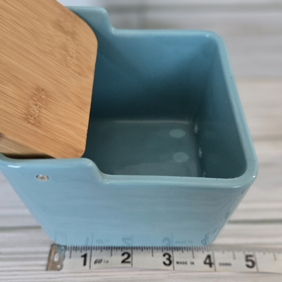 Ceramic Turquoise Garlic Keeper - Picture 6 of 8